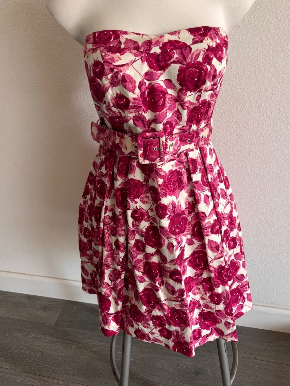 Vintage Floral Strapless Dress